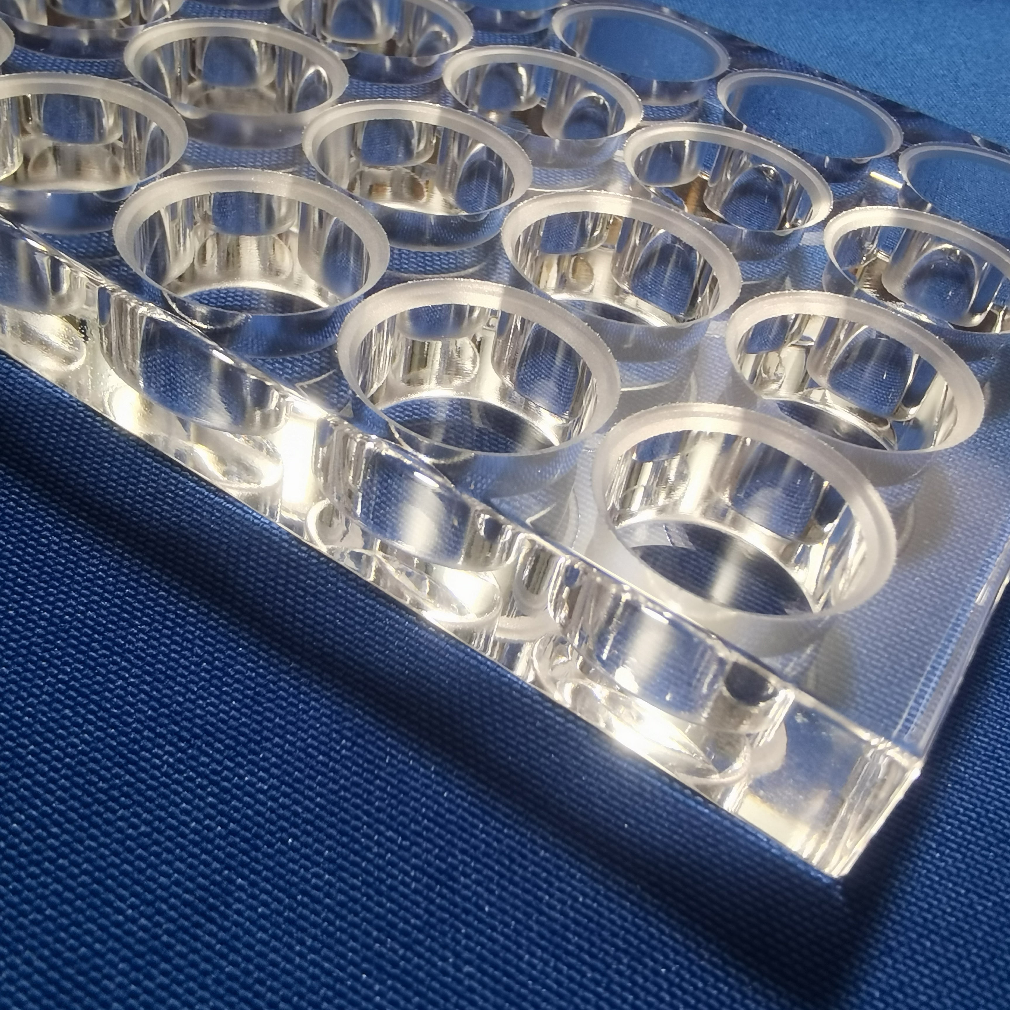 General Standard Elisa Quartz GLass UV 24 Well Plates Sigma / 24 Well Microplates /24 Multiwell Plates NEW